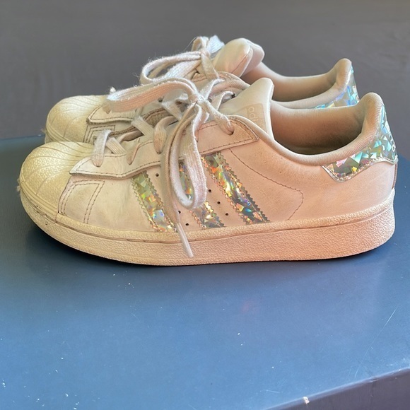 Adidas Superstar Iridescent Holographic White Size 1 - Picture 3 of 10